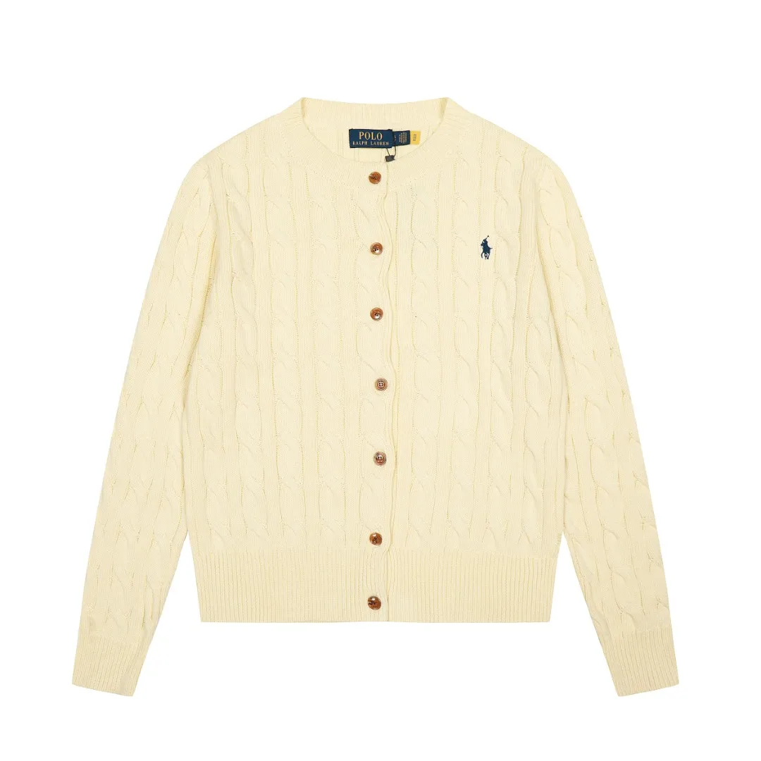 P230 Top quality" Style number: DS006# (not off the shelves all year round) [Ralph Lauren round neck solid color pony embroidery logo twist knitted cardigan] ✅Ralph Lauren Ralph Lauren classic basic versatile knitted cardigan jacket for all seasons ✅Main supplier platform live broadcast Wholesale entity Replacement if out of stock Not off the shelf ✅ZP quality 1:1 version Scan the code to enter the GF website Counter quality ✅Detailed quality The only one in Guangzhou Imported quality cotton yarn Focus on high-end, cost-effective, and good quality. Needless to say, the version is restored to the original version. The maximum size can be worn up to 160 pounds. Loose, comfortable and stress-free. ✅The upper body is simple and easy to match. A must-have for goddess ootd. Good-looking clothes are never picky. Must-have items in goddess wardrobe. Size: S- Navy blue white label Navy blue red label